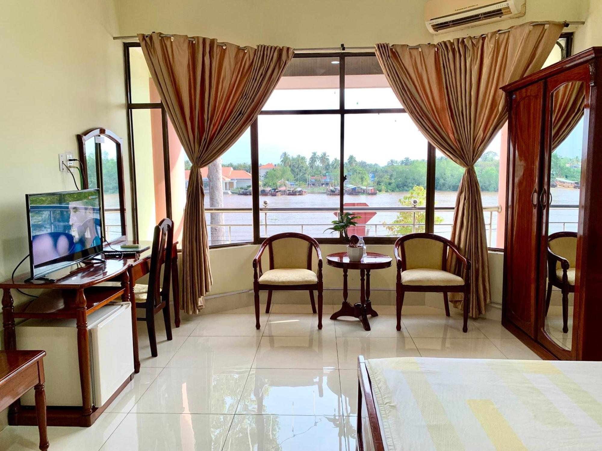 Hung Vuong Hotel Ben Tre Екстериор снимка
